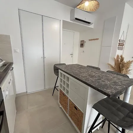 Appartement Cocoon Cosy 2 Chambres, Terrasse Et Clim *